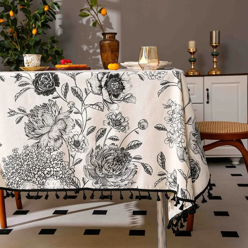 Obrus w kwiatowy wzór, obniżon – Home Textiles Sale recenzja i cena